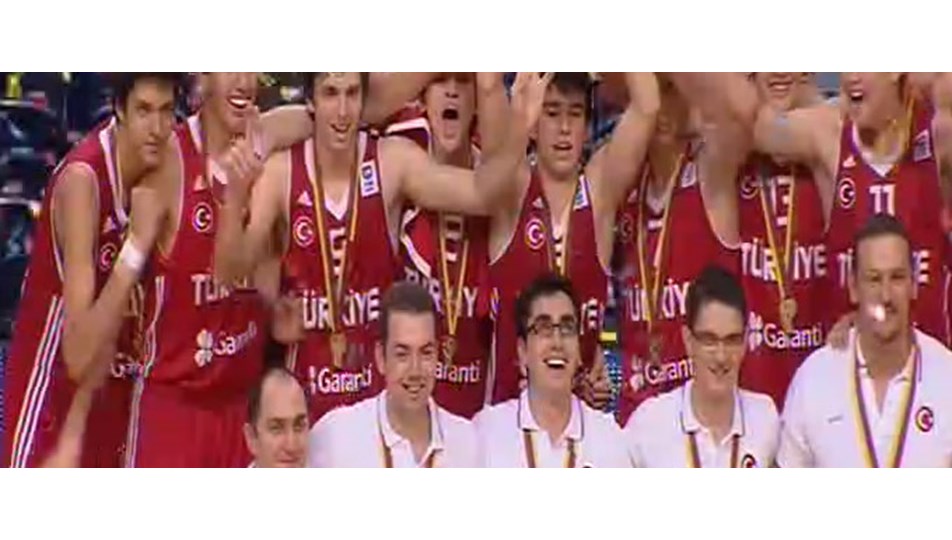 'Yıldız'lar şampiyon!