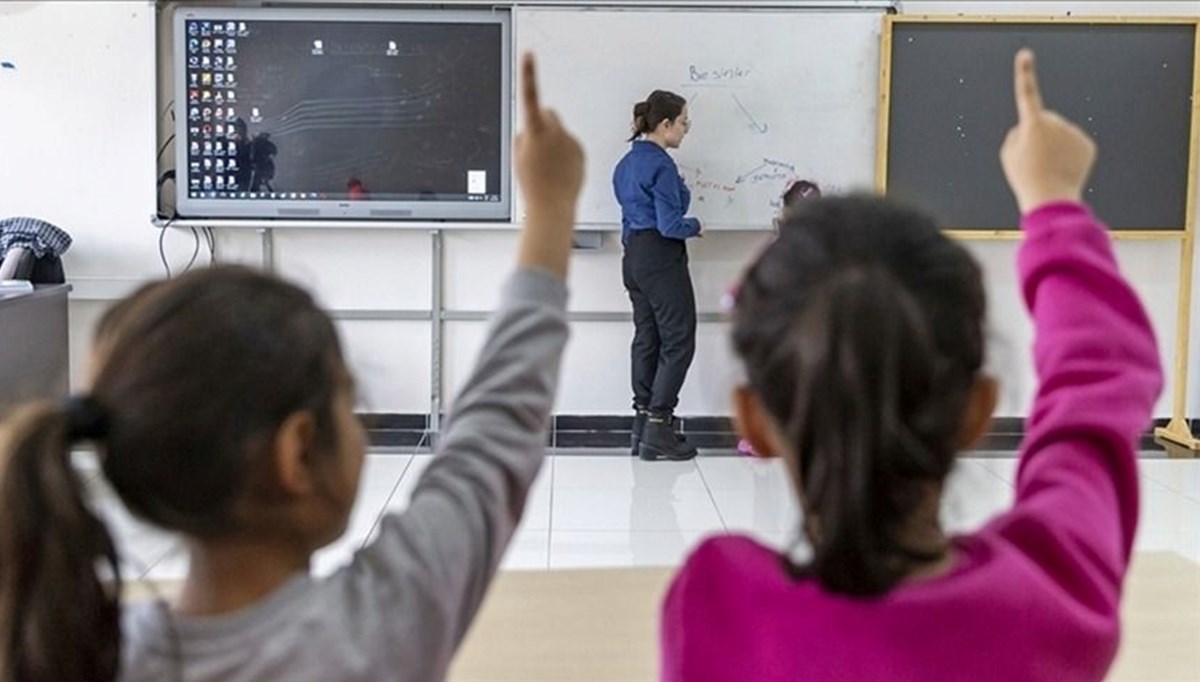 315 bin 856 öğretmen