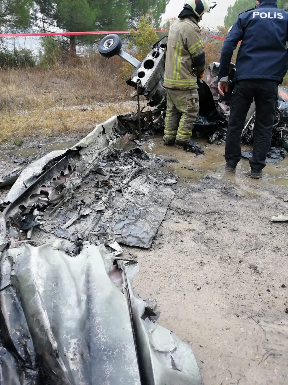 Bursa'da eğitim uçağı düştü: 2 ölü - 6