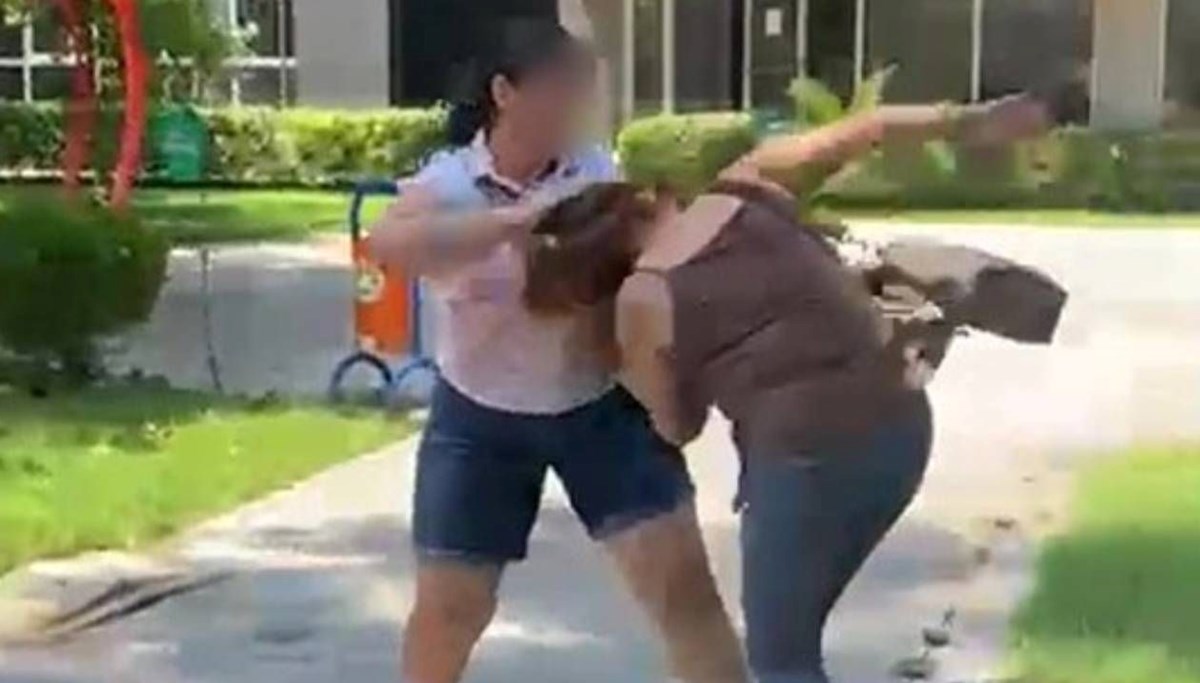 Kocasını başkasıyla bastı