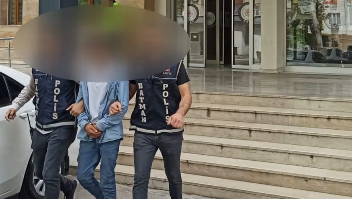 67 yıl hapis cezası bulunan firari hükümlü yakalandı 67 yıl hapis cezası bulunan firari hükümlü yakalandı