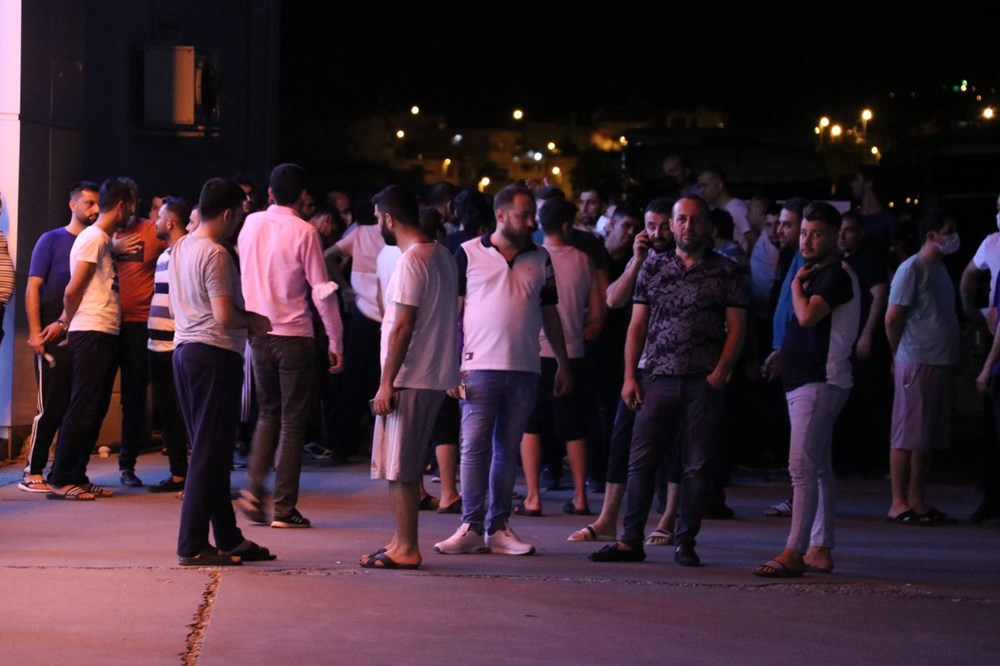 Siirt'te otomobilin çarptığı çocuk ağır yaralı - 4