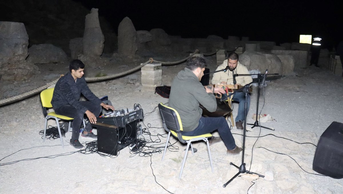 Nemrut Dağı'nda özel konser