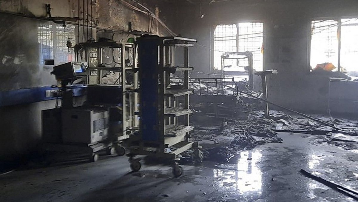 Hindistan'da hastanede çıkan yangında 10 Kovid-19 hastası öldü