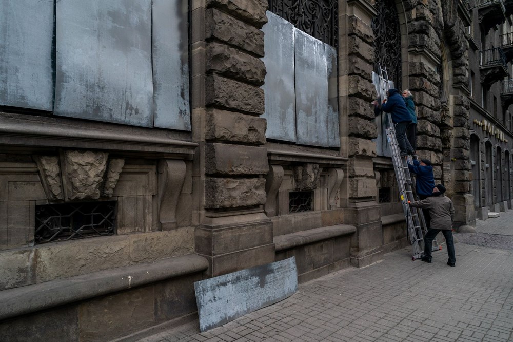 Ukrayna'n�n Lviv M�zesi'ne metal plakal� �nlem