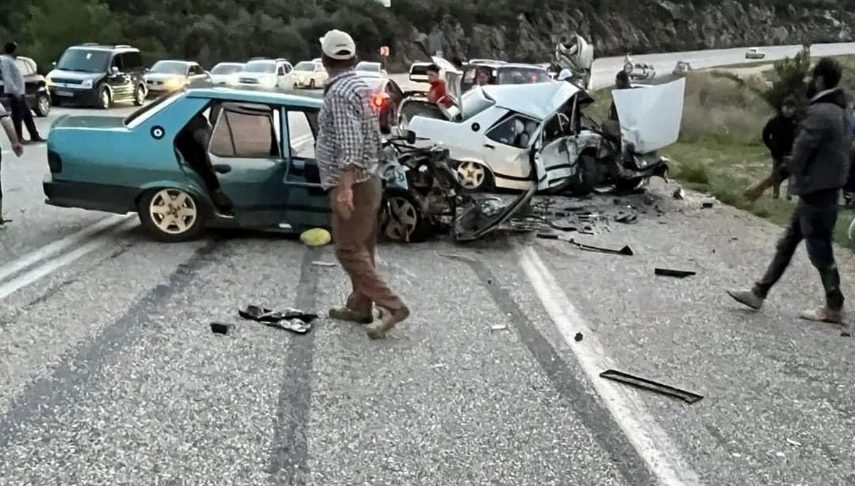 Antalya'da feci kaza: 3 yaşındaki çocuk hayatını kaybetti