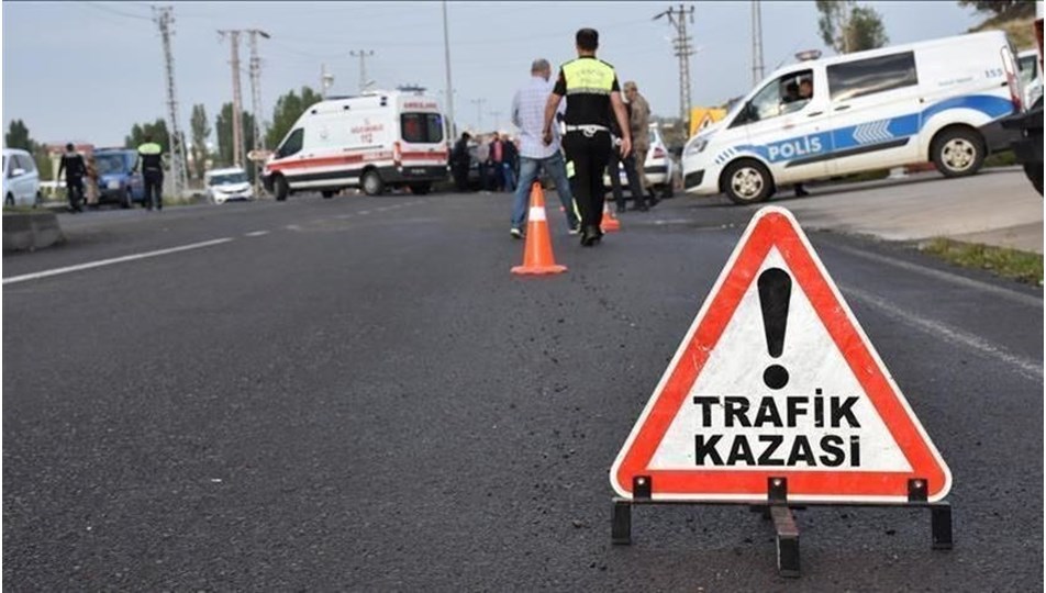 Zincirleme kazada 2 kişi yaralandı