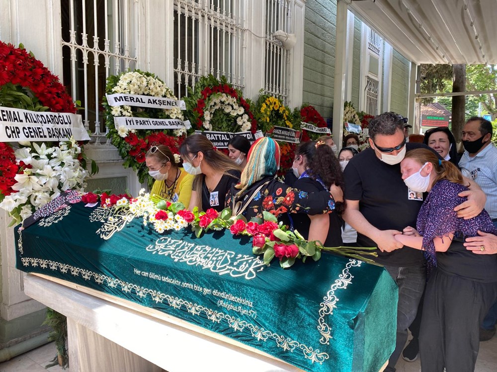 Oyuncu Ayşegül Atik son yolculuğuna uğurlandı - 4