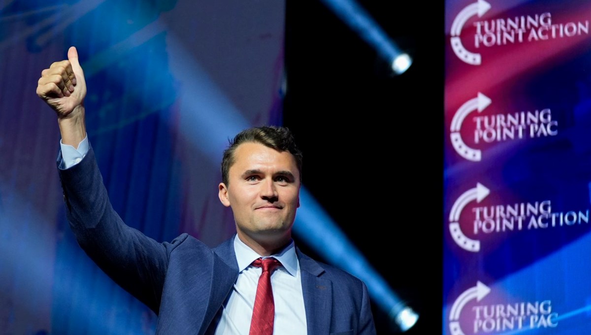 Trump destekçisi yorumcu Charlie Kirk silahlı saldırıya uğradı!
