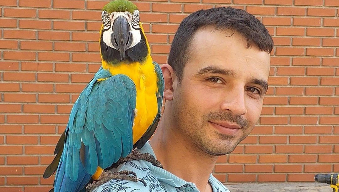 Gece iş yerinde kaldı: Sabah arkadaşları şok yaşadı