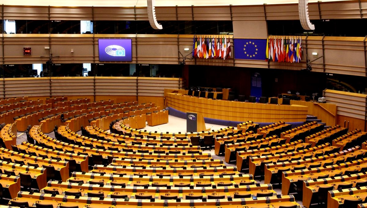 Avrupa Parlamentosundan Rus şirket temsilcilerine yasak