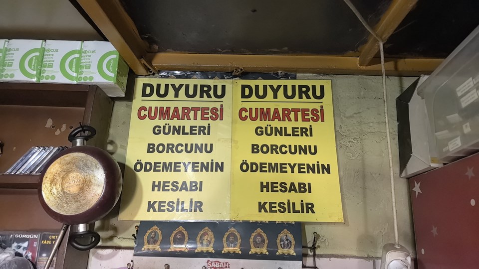 Veresiye yazdırıp getirmeyenler, büfeciyi çileden çıkardı: Gözünün içine baka baka yalan söylüyorlar! - 1