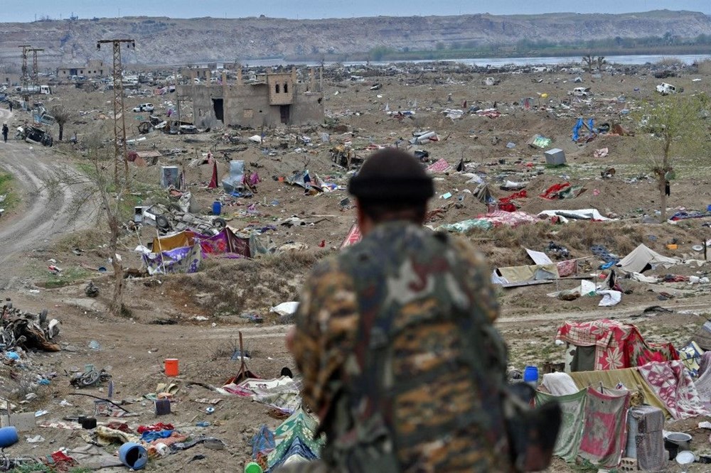 ABD, Suriye'de düzenlediği hava saldırısında çoğu kadın ve çocuktan oluşan sivillerin öldüğünü ilk kez kabul etti - 6