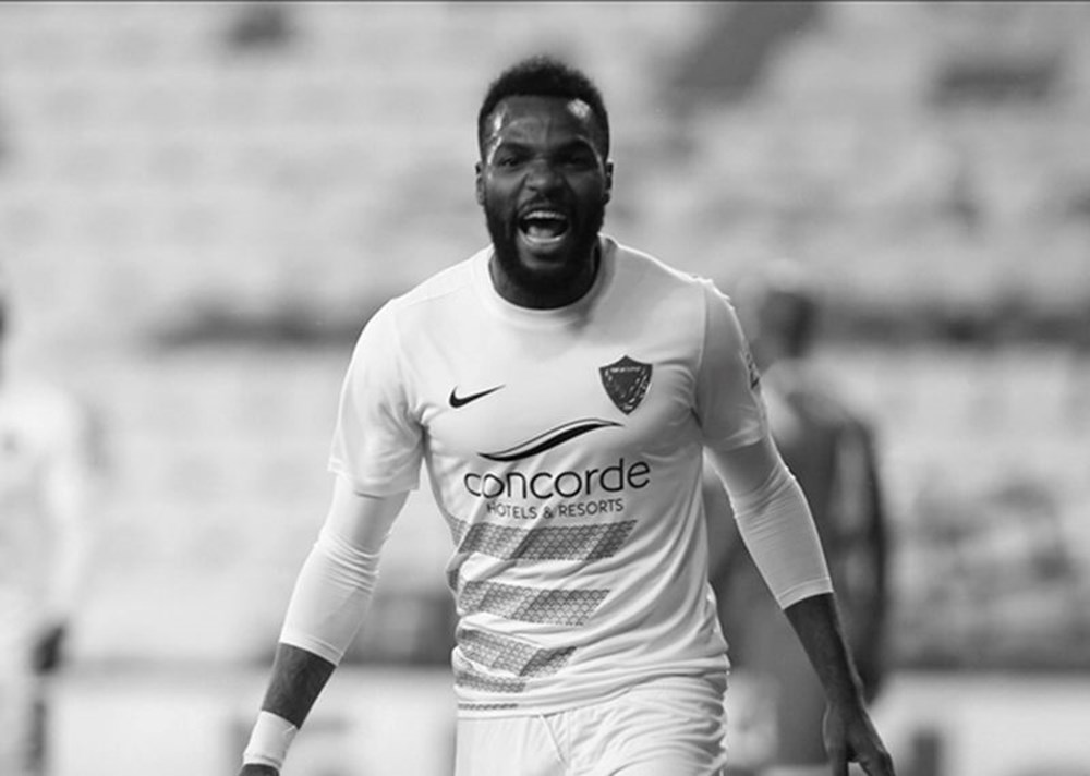 Aaron Boupendza hayatını kaybetti: 11. kattan düştü - 1