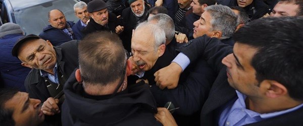 Kılıçdaroğlu'na yumruk atan Osman Sarıgün gözaltına alındı (AK Parti'den ihraç talebi)