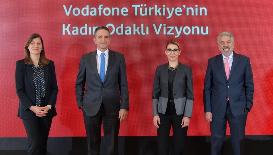 2025'e kadar hedef yüzde 50 kadın çalışan