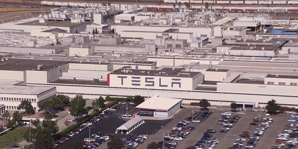 Tesla’dan fabrikasını kapatan California yönetimine dava - 2