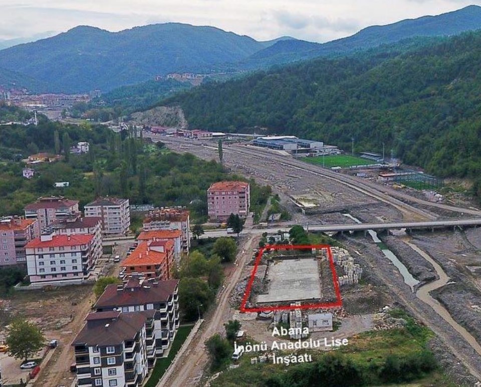 Kastamonu'da dere yatağına okul tartışması | Vali: Başka alternatif yok - 1