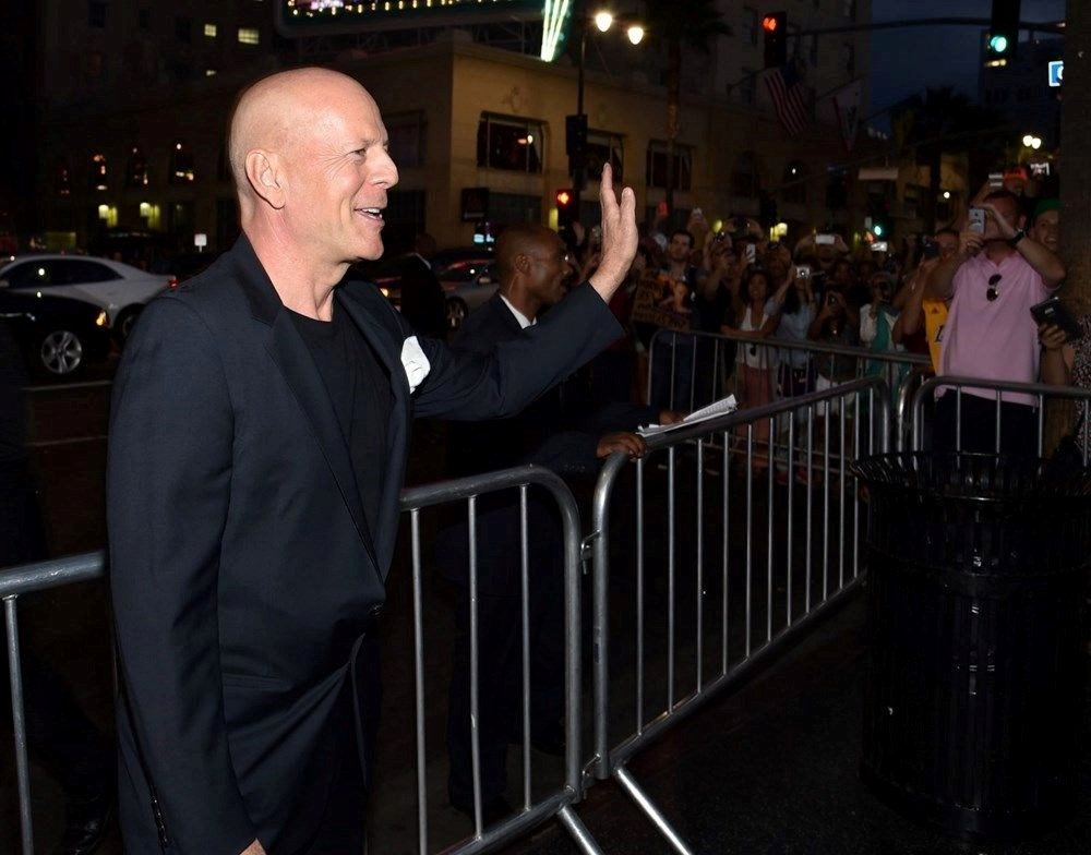 Afazi teşhisi konan ve durumu kötüye giden Bruce Willis ailesiyle daha çok zaman geçirmek istiyor - 5