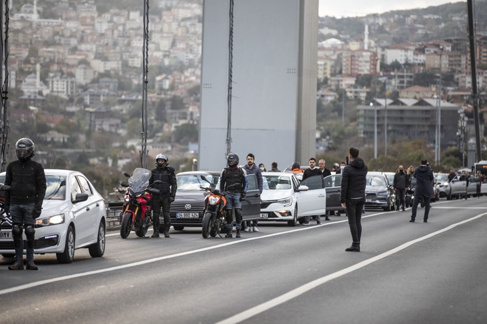 Saat 9'u 5 geçe hayat 1 dakika durdu - 3