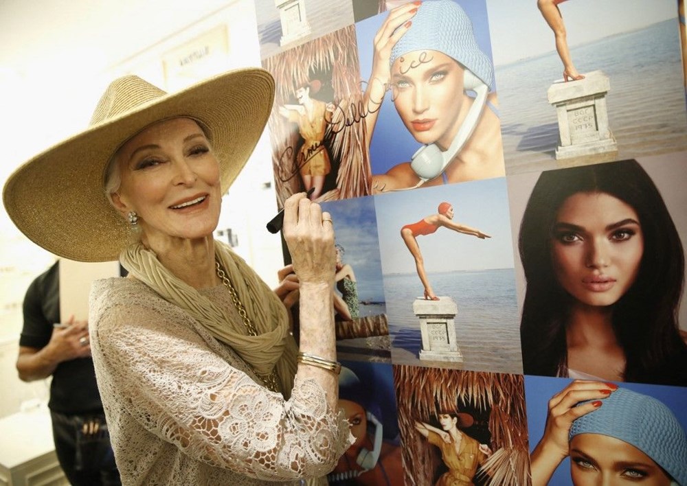 Dünyanın en yaşlı süper modeli Carmen Dell'Orefice dergi kapağında - 6