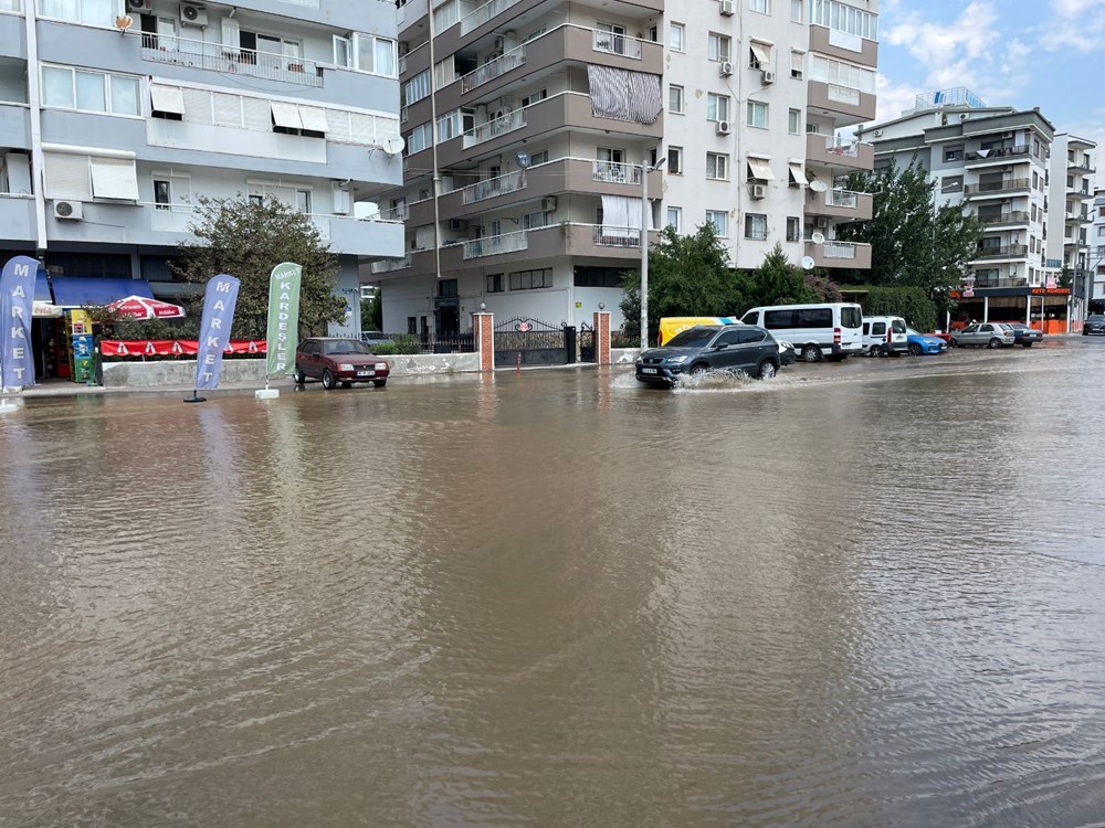 İzmir Su borusu Patlaması