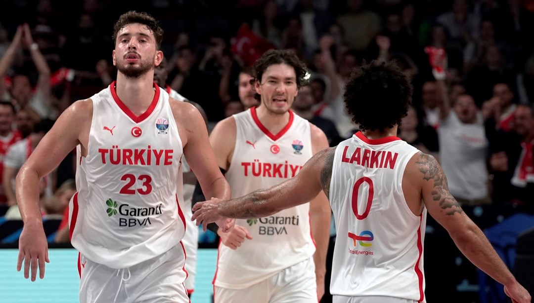 12 Dev Adam, çeyrek final için İsveç karşısında!