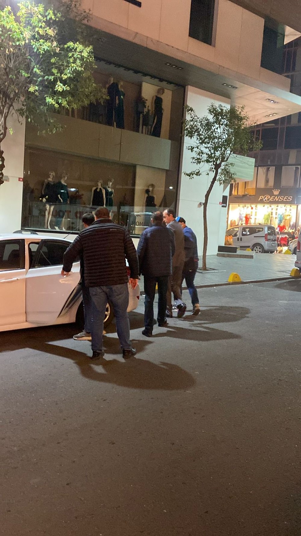 İstanbul’da İranlı sahte polisler yakalandı - 3