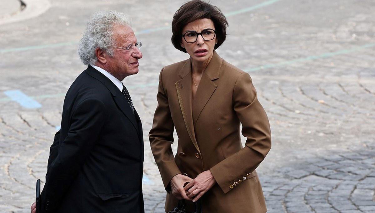 Fransa Kültür Bakanı'na