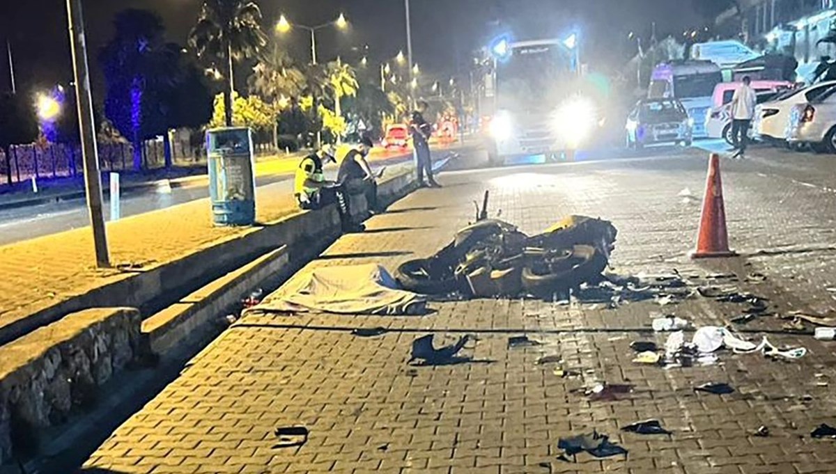 İki motosikletin çarpıştığı kazada 2 kişi öldü