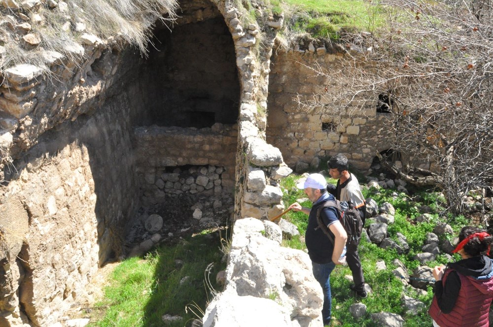 Şırnak'ta bin 700 yıllık manastır keşfedildi - 2