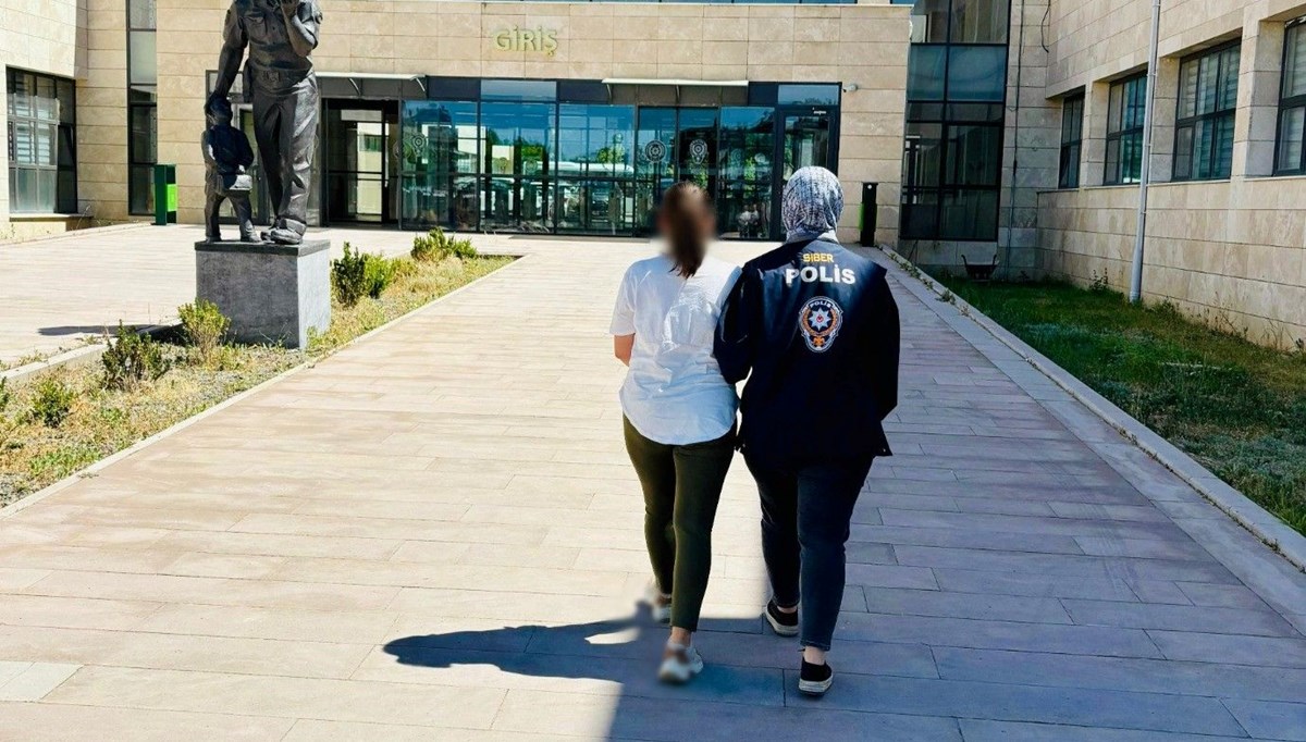 Dolandırıcılık suçundan aranıyordu, yakalandı