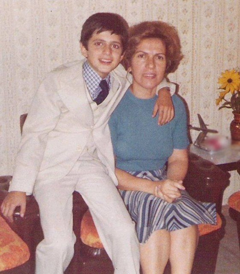 Ünlü isim geçmişe götürdü: "Oyuncu olacağını nasıl anlamadın" (Ünlülerin çocukluk ve gençlik halleri) - 311