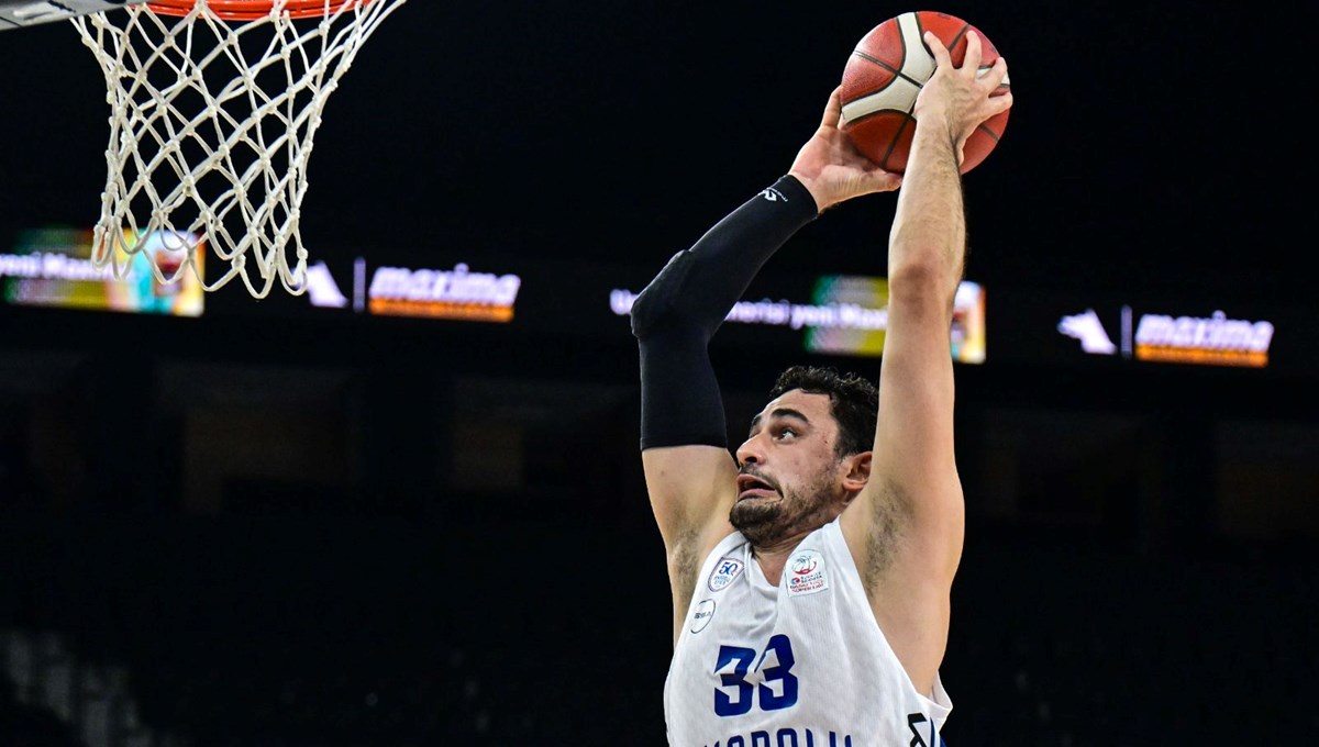 Anadolu Efes, 2’de 2 için Hapoel karşısında