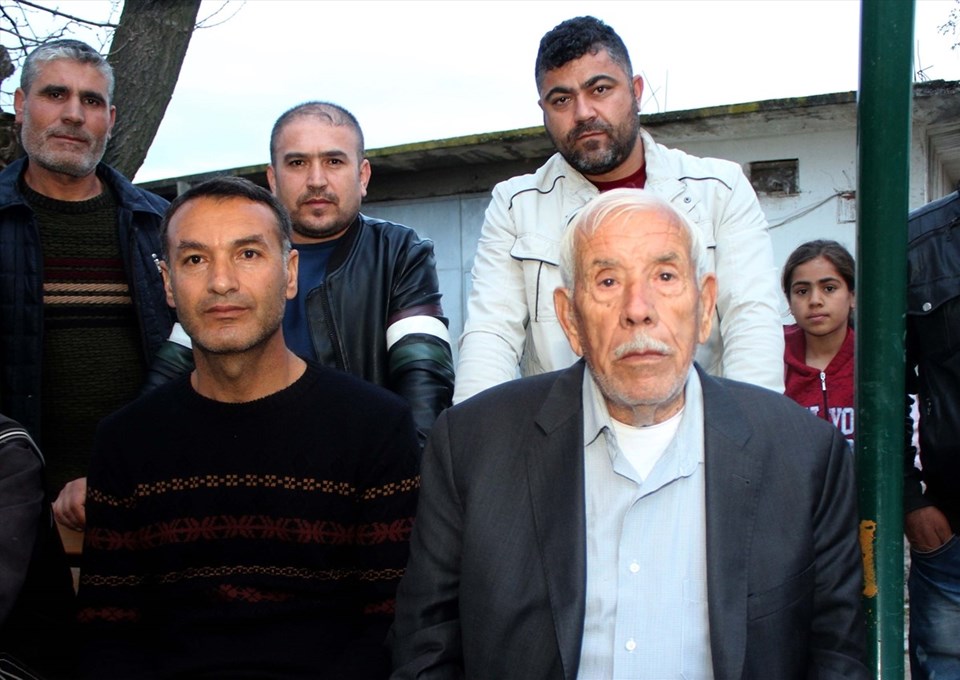 "Türkiye'nin en yaşlı muhtarı" yeniden seçildi - 1