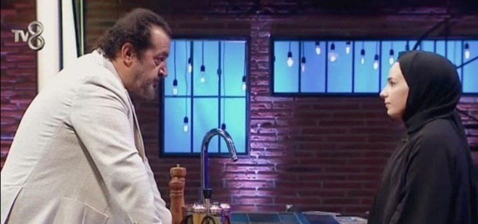 MasterChef'te Mehmet Yalçınkaya'dan Rabia'ya: Sözleşmeyi feshediyoruz - 1