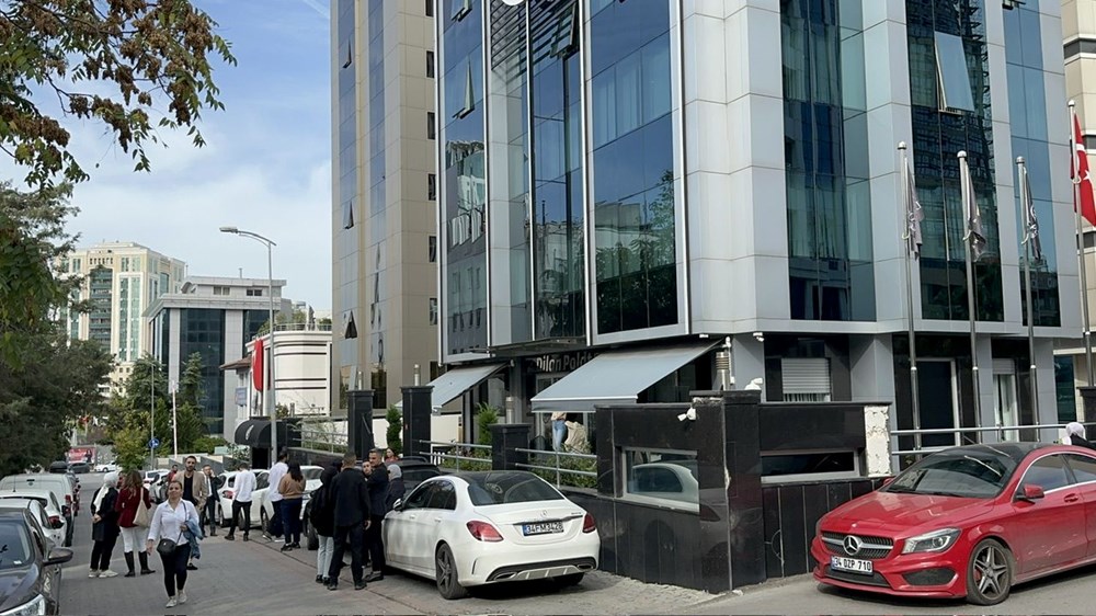 Dilan Polat'a ait şirketlerde arama - 6