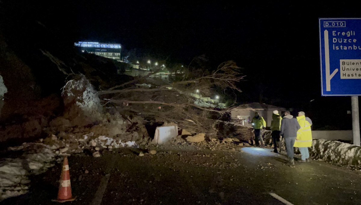 Zonguldak-İstanbul karayolunda heyelan