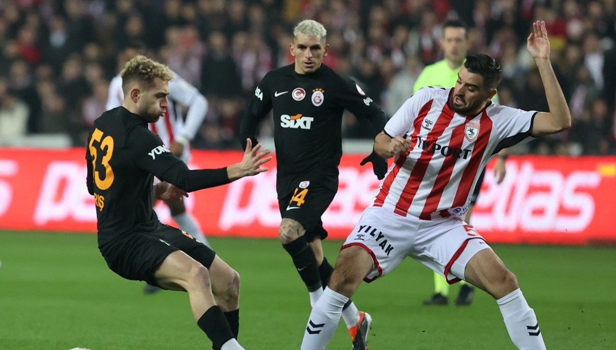 Galatasaray, Samsunspor deplasmanından 3 puanla dönüyor Galatasaray, Samsunspor deplasmanından 3 puanla dönüyor