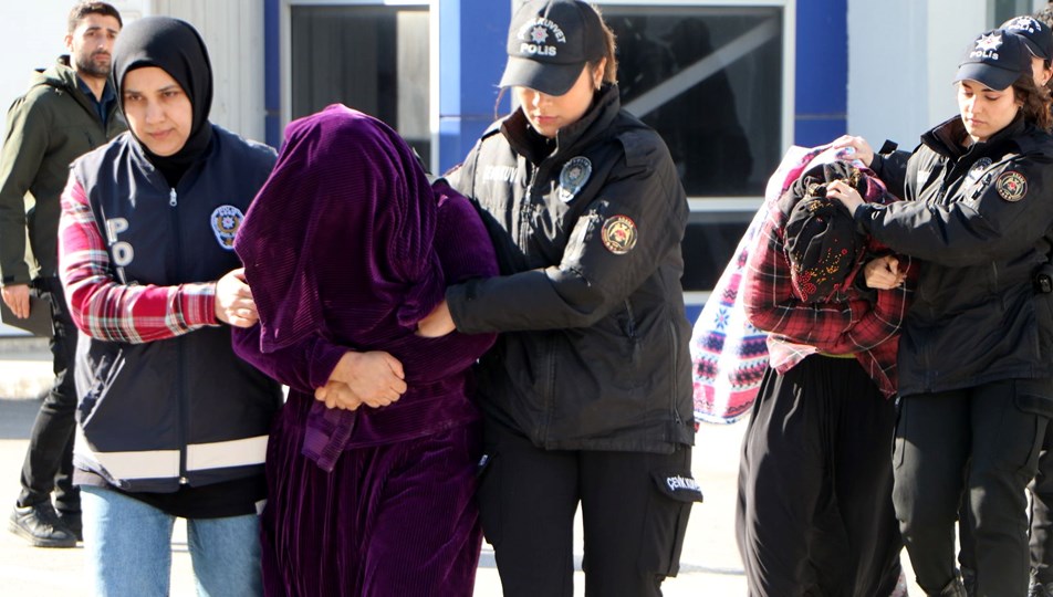 Göçmen kaçakçılarına operasyon: "20 bin dolara ver elini Avrupa"