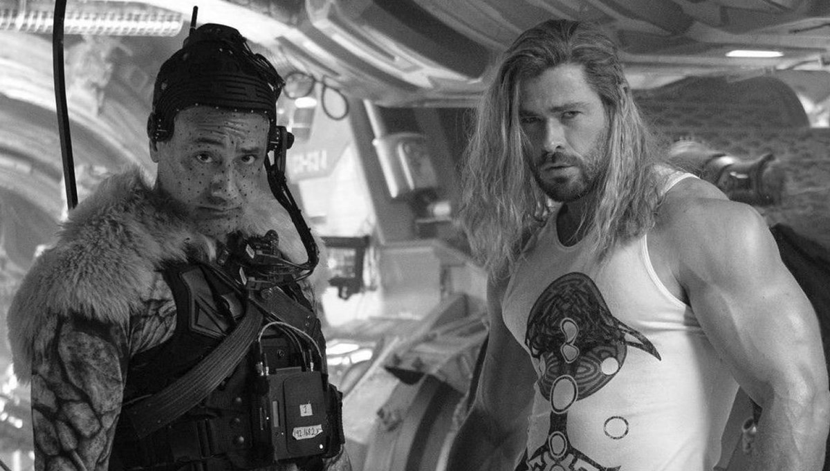 Chris Hemsworth'ün Thor kasları sosyal medyada tartışma yarattı