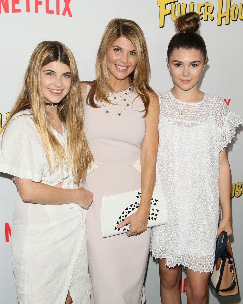 Lori Loughlin'in evine giren hırsızlar 1 milyon dolarlık mücevherlerini çaldı - 4