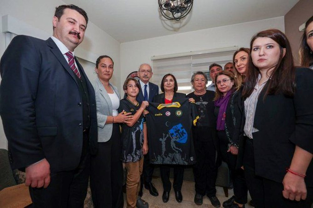 Kılıçdaroğlu'ndan İsias Otel'de hayatını kaybeden öğrencilerin ailelerine ziyaret - 9
