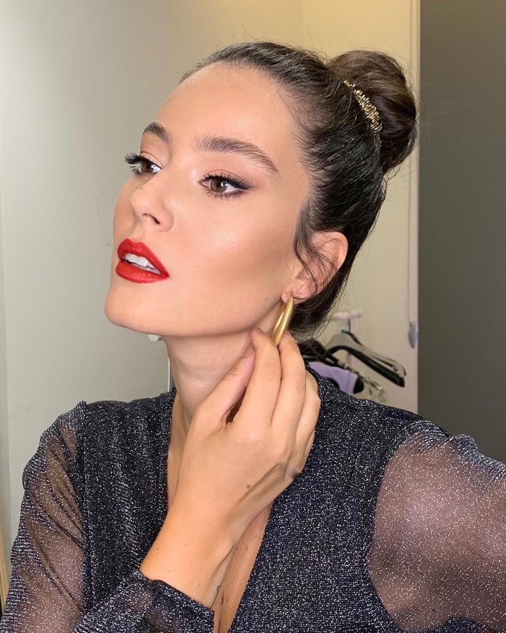 Pelin Akil: Yüzüne söyleyemeyeceğiniz bir şeyi klavye üzerinden yazabilmek normalleşti - 1