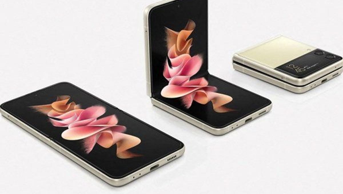 Samsung'un Türkiye'deki katlanabilir telefon satışları beklentileri aştı
