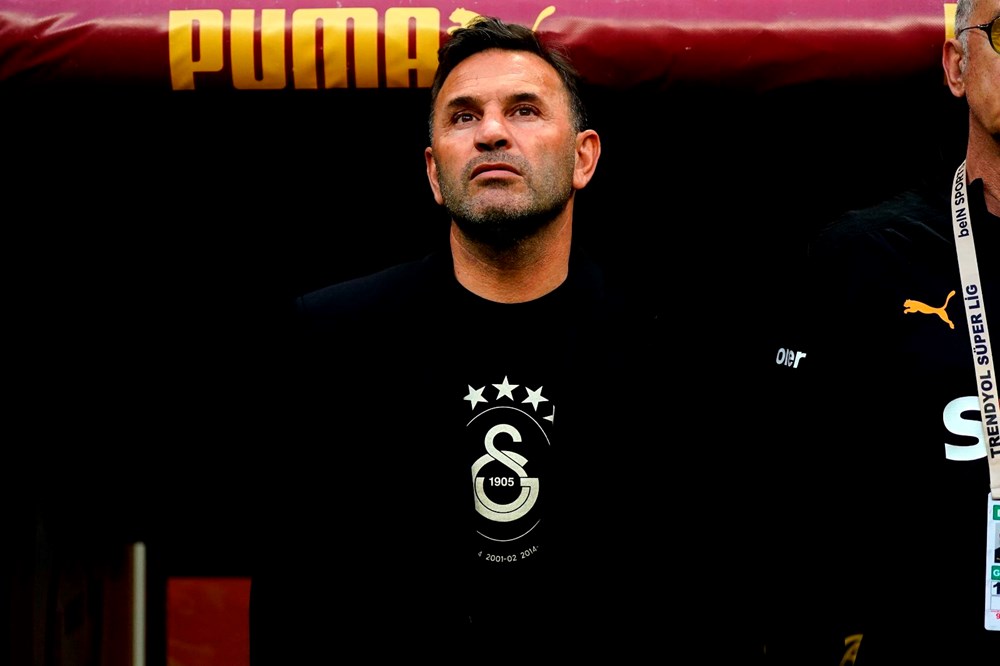 Osimhen alana çıktı, o müzik çaldı: Galatasaray taraftarı eşlik etti 77 IN ihoU5sUS6BMytRV8pLg