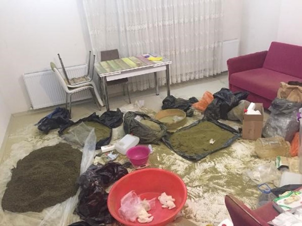 uyusturucu imalathanesine cevrilen evden 76 kilogram bonzai cikti son dakika turkiye haberleri ntv haber