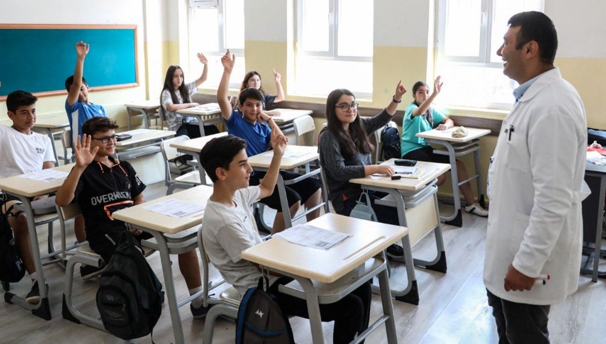 Öğretmen alımında yeni dönem! KPSS dönemi sona erdi... Artık Akademi Giriş Sınavı (AGS) ile alım yapılacak Öğretmen alımında yeni dönem! KPSS dönemi sona erdi... Artık Akademi Giriş Sınavı (AGS) ile alım yapılacak