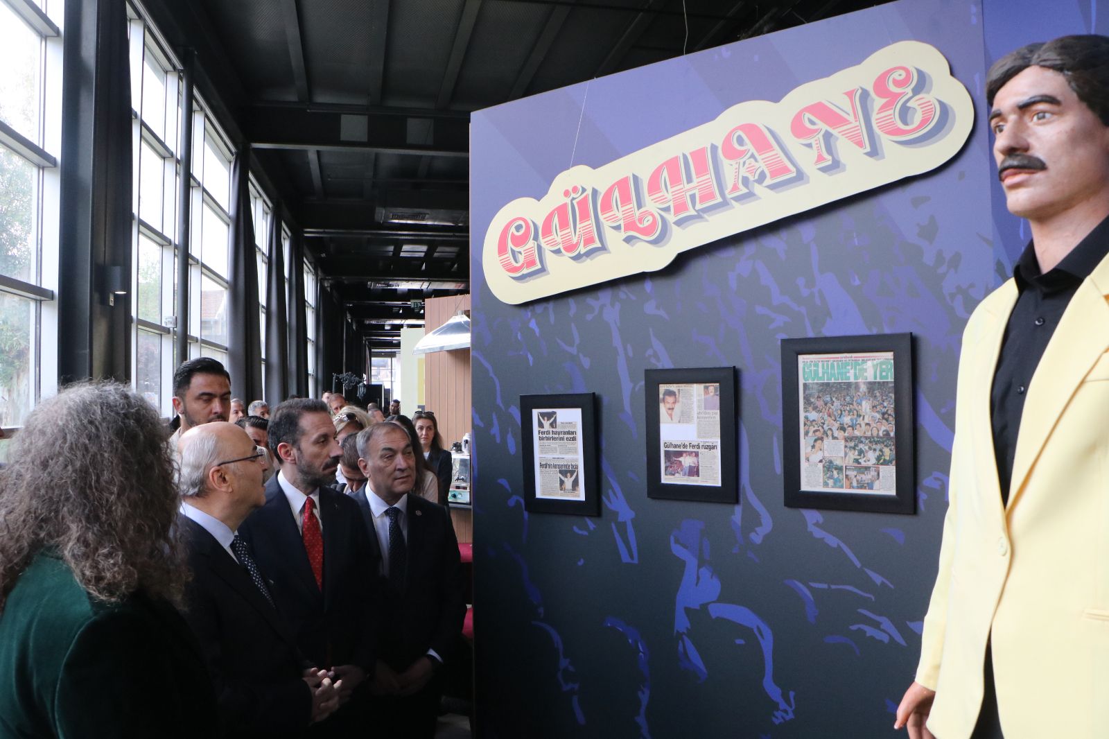 Ferdi Tayfur, memleketi Adana'da unutulmadı! Sabahçı Kahvesi sergisi açıldı - 3