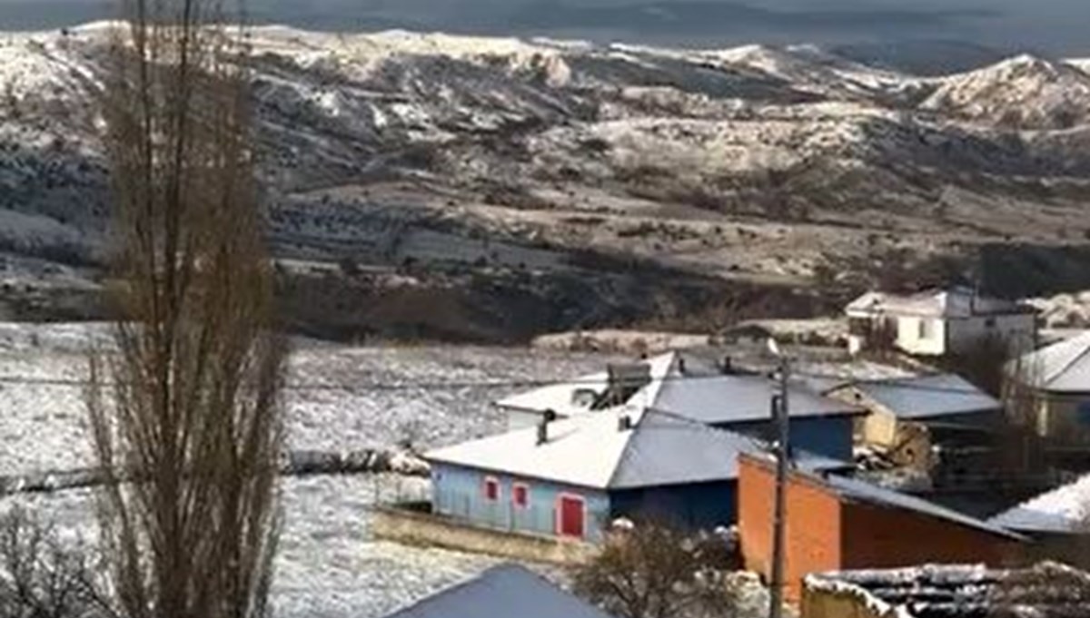 Sivas'a nisanda kar yağdı